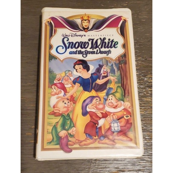Snow White and The Seven Dwarfs, MASTERPIECE COLLECTION (VHS, 1995) #1524 - Picture 1 of 5
